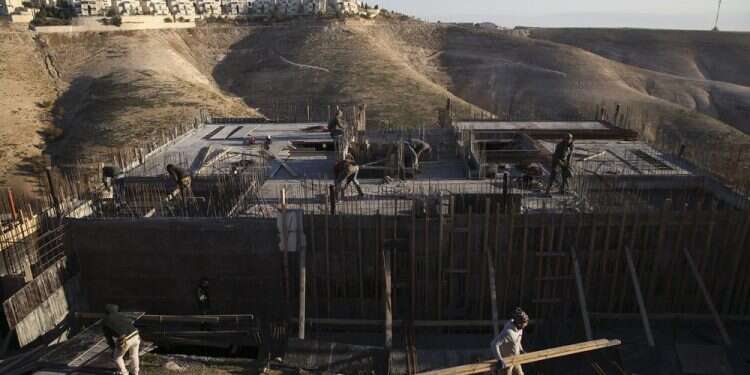 Israel settlement plans draw international condemnation