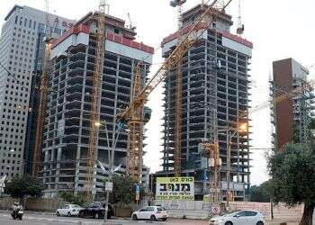 Developers get go-ahead to convert office buildings into hotels