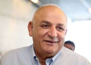 Tshuva sells 70% of Delek Israel for NIS 750 million