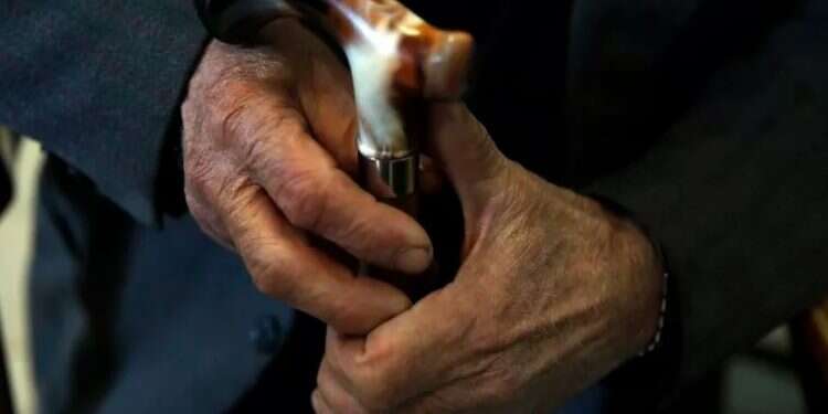 Israel's oldest man dies at 117