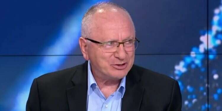 Former Shin Bet deputy director Yitzhak Ilan Former Shin Bet deputy director Yitzhak Ilan dies from COVID-19