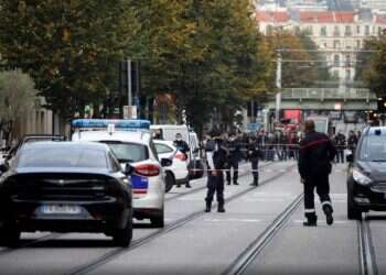 3 dead in terrorist attack in French church, woman beheaded