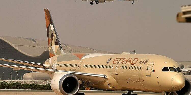 Etihad's Flight 9607 makes history after landing in Israel