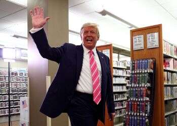 Calmer Trump turns new leaf, builds momentum