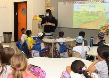 Health Ministry wants teachers tested for COVID before schools reopen