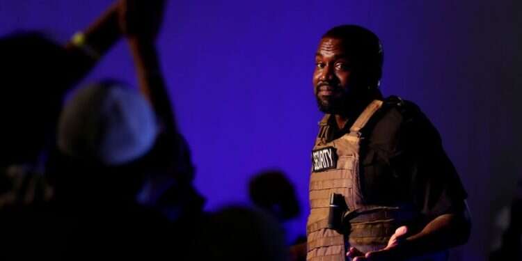 Kanye West Kanye West gives up on 2020 White House bid, eyes 2024