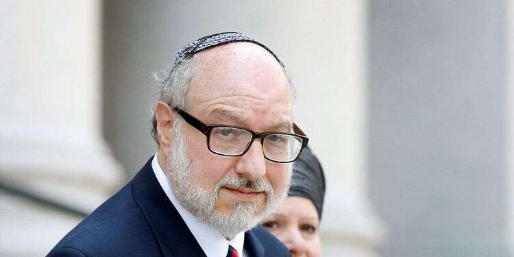 Report: Pollard hopes for pardon before Trump leaves office