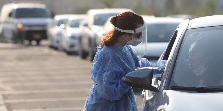 Health Ministry records decrease in COVID cases