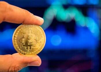 Bitcoin rises to 3-year peak, all-time high in sight