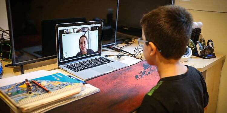 Technical loophole in distance learning system beckons pedophiles, parents warn