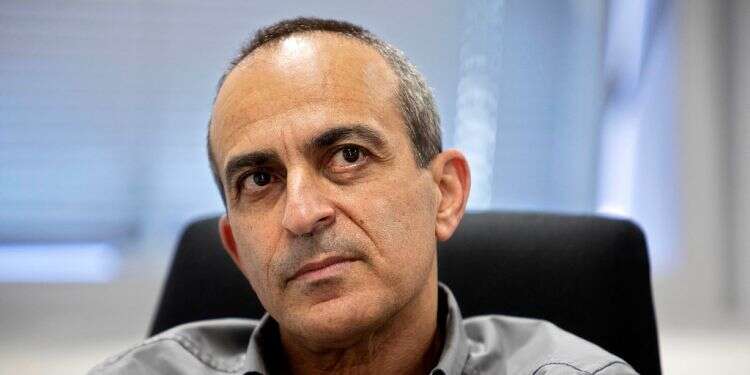 Signing off, Israel's coronavirus chief warns successor of challenges