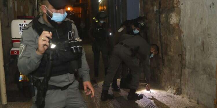 Police kill Palestinian terrorist who opens fire on officers in Jerusalem