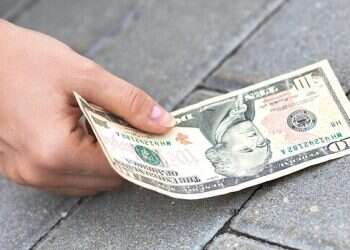 US dollar in freefall against shekel