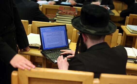 COVID vs. rabbis: Haredi internet use spikes despite traditional opposition