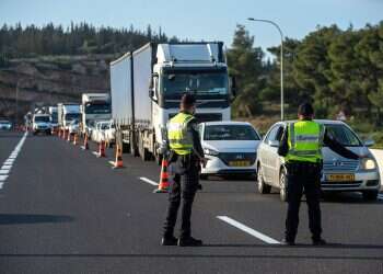 PM mulls extending lockdown by a week