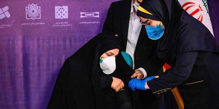 Iran to begin COVID vaccinations in few weeks