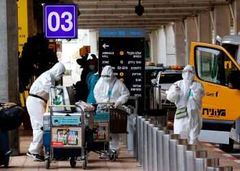 Health Ministry: 180 people infected by single passenger returning from Dubai