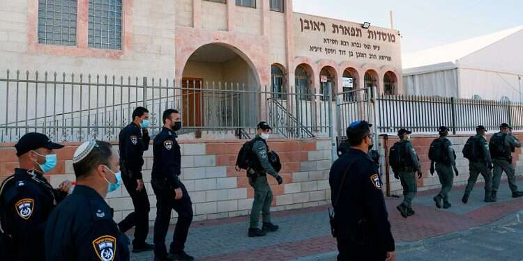 Knesset to debate bill on heavier fines for COVID violations