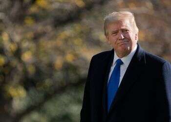 Trump bids farewell to Washington, hints of comeback