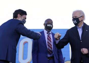 Democrats win both Georgia Senate seats, clinching control of the House