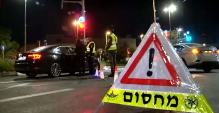 Israel Police issue over 9,000 fines for lockdown violations