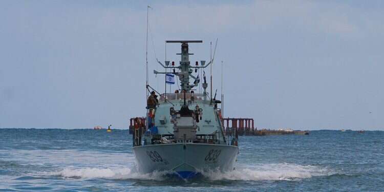 Navy foils threat off Israel's shores 