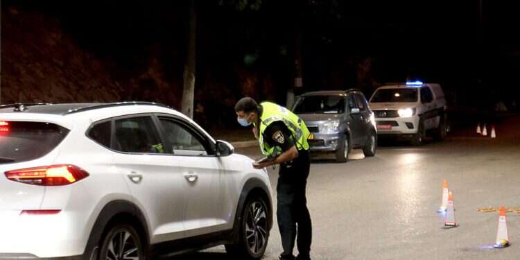 Cabinet approves Purim curfew to head off COVID outbreak