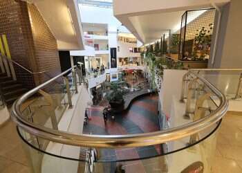 Israel to ease more COVID curbs, launch leisure 'Green Pass' next week