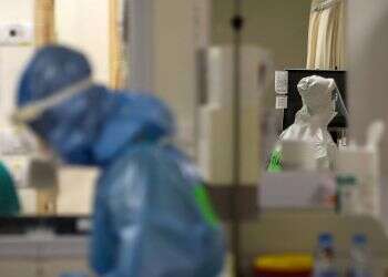 Health Ministry: Number of seriously ill COVID patients lowest in weeks