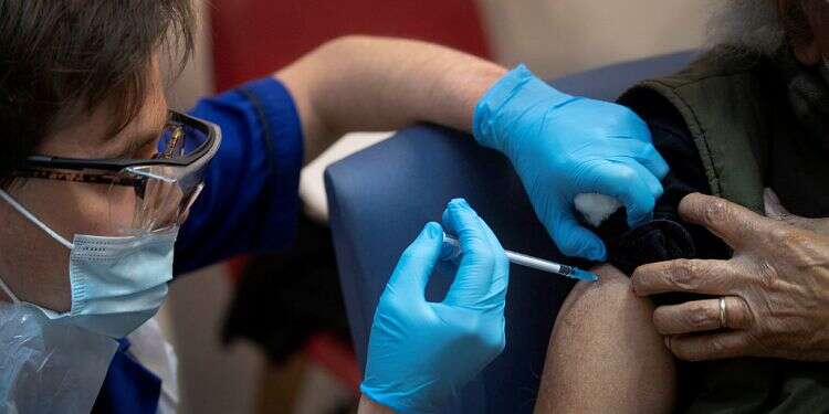 Government mulls sanctions against Israelis who refuse to get COVID vaccine