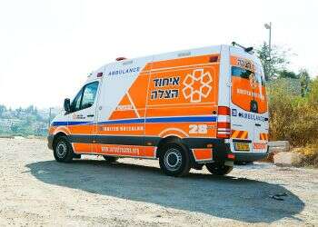 United Hatzalah to indefinitely suspend unvaccinated volunteers 