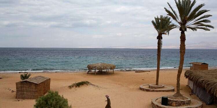 Report: Israelis could be allowed to travel to Sinai within a week