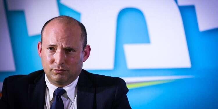 Key to right-wing government in Bennett's hands, poll shows