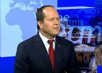 Watch: Ex-Jerusalem mayor warns PM's rivals could bring about leftist gov't