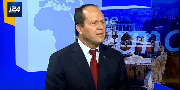 Watch: Former Jerusalem mayor warns PM's rivals could bring about leftist government