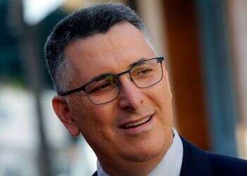 Opposition poised to secure 62 Knesset seats, poll shows