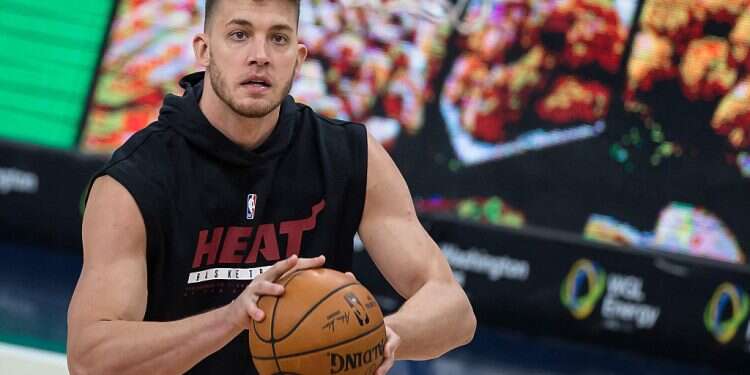 Miami Heat suspend Leonard over anti-Semitic slur