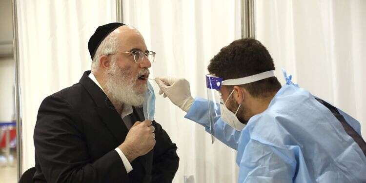 New COVID cases, reproduction rate continue to decline