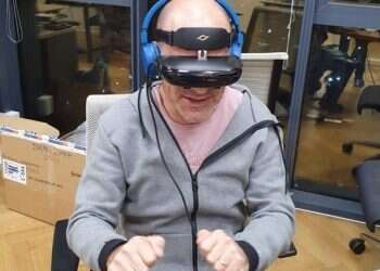 CorNeat Vision training surgeons remotely via 3D video