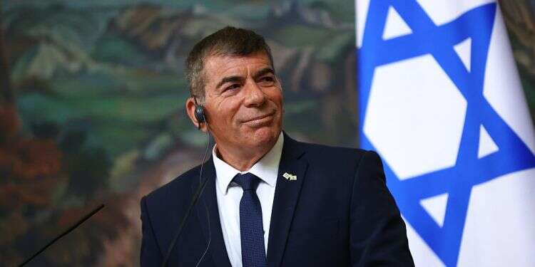 Foreign Minister Gabi Ashkenazi Israel, UK mull 'green travel corridor' after vaccine success