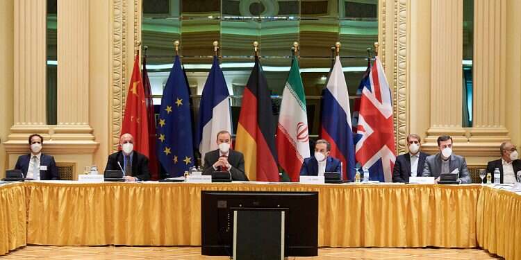 US mulls major rollback in Iran sanctions to revive nuke deal