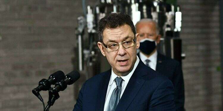 Pfizer CEO: COVID vaccine likely good for 1 year