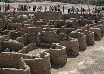 Archaeologists unearth 'ancient Egyptian Pompeii' near Luxor