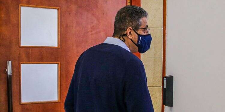 Key witness against PM resumes testimony