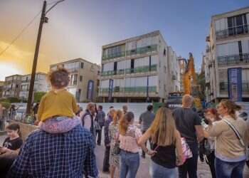 Givatayim's makeover: Modern complex to replace old buildings