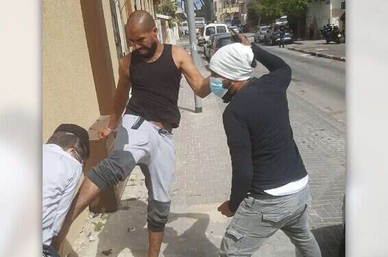 Rabbi Eliyahu Mali is attacked on a Jaffa street in broad daylight Sunday, april 18, 2021 Assault on yeshiva head in Jaffa sparks wave of violent clashes