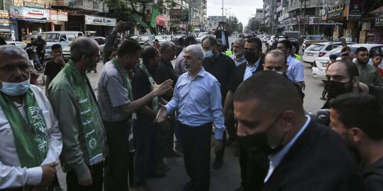 Hamas leader comes out of hiding for first time since fighting stops