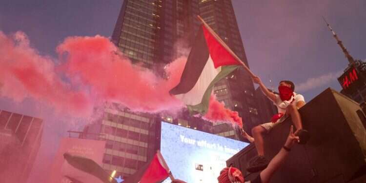 Prominent US Jewish groups call on Biden to act against antisemitism