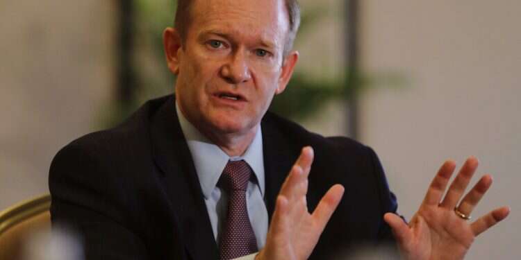 US officials in Mideast to reassure jittery allies over Iran