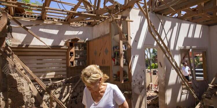 Hollywood artists demand balanced coverage of Israel-Gaza fighting